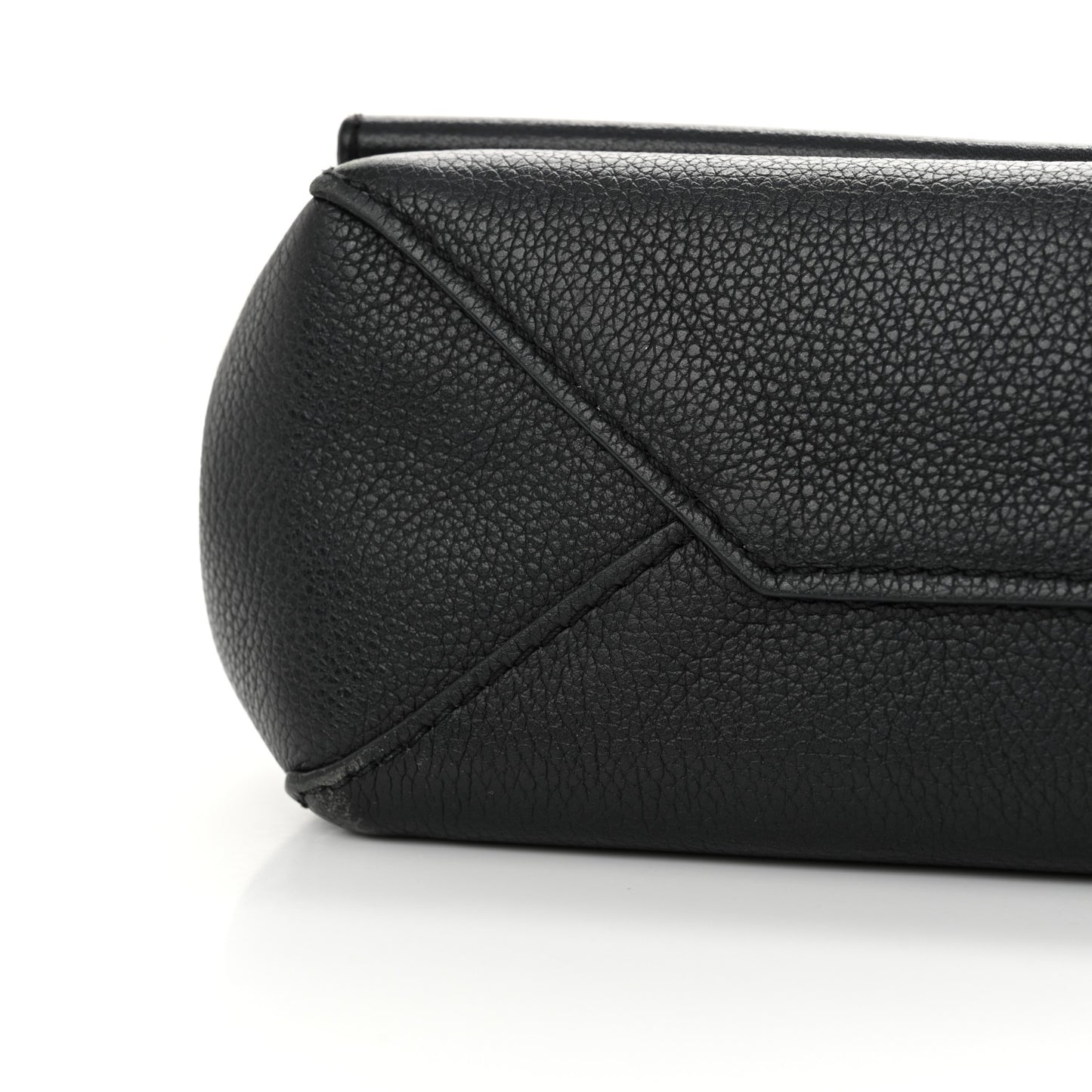 Calfskin Lockme II Chain Bag BB Black