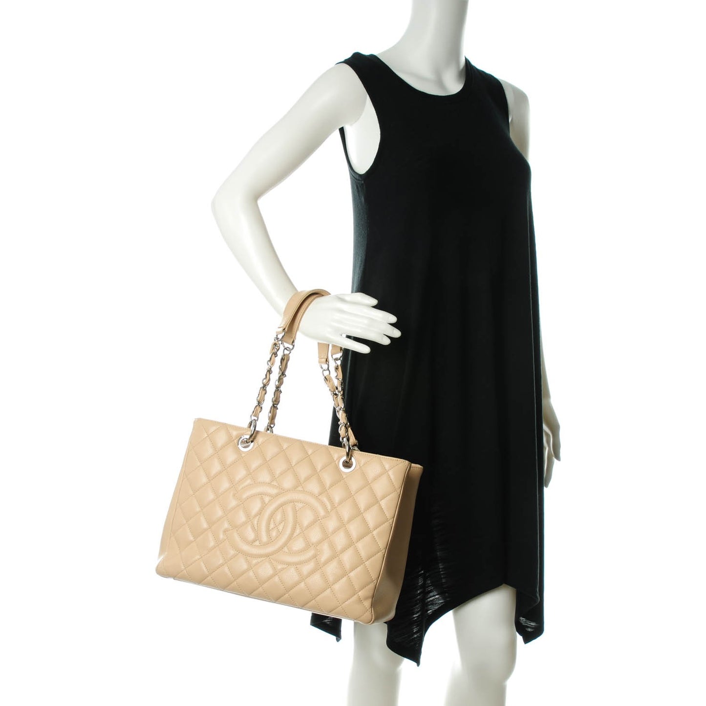 Caviar Quilted Grand Shopping Tote GST Beige Clair