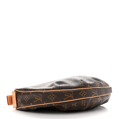 Louis Vuitton Monogram Croissant MM 4 of 9