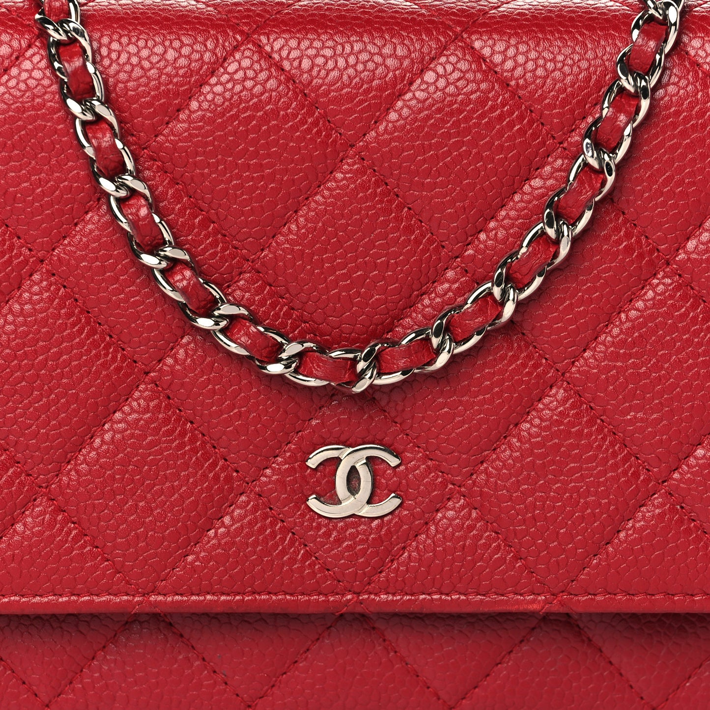 Caviar Quilted Wallet On Chain WOC Red
