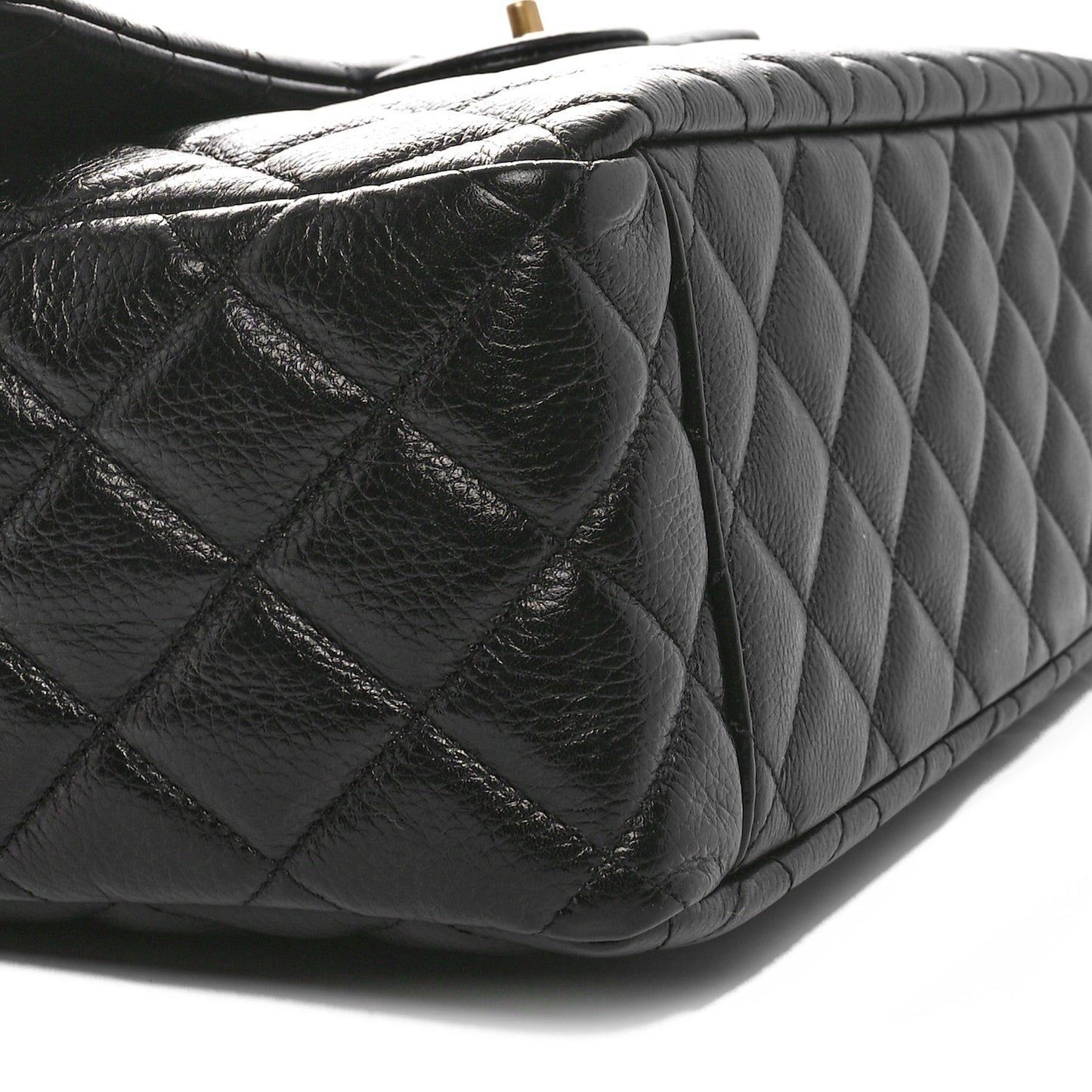 Caviar Quilted XXL Travel Flap Bag Black