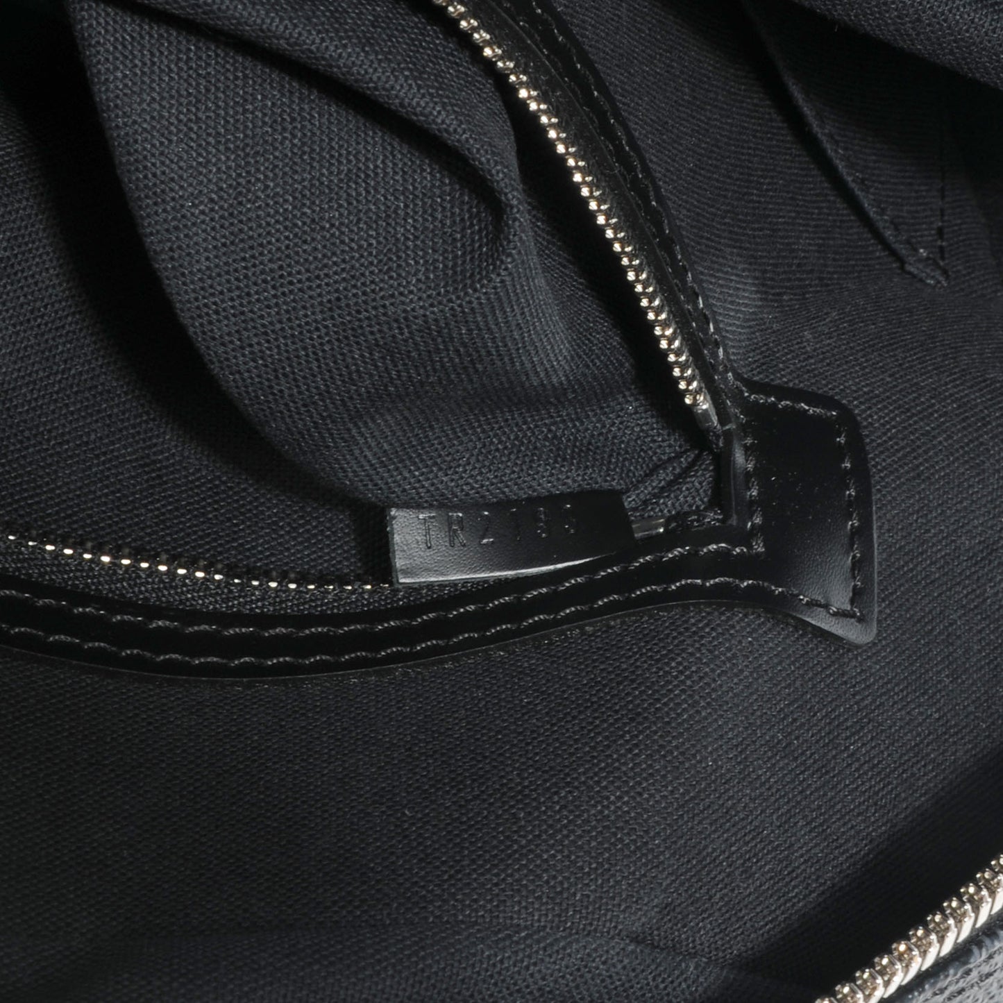 Damier Graphite Porte-Documents Voyage GM