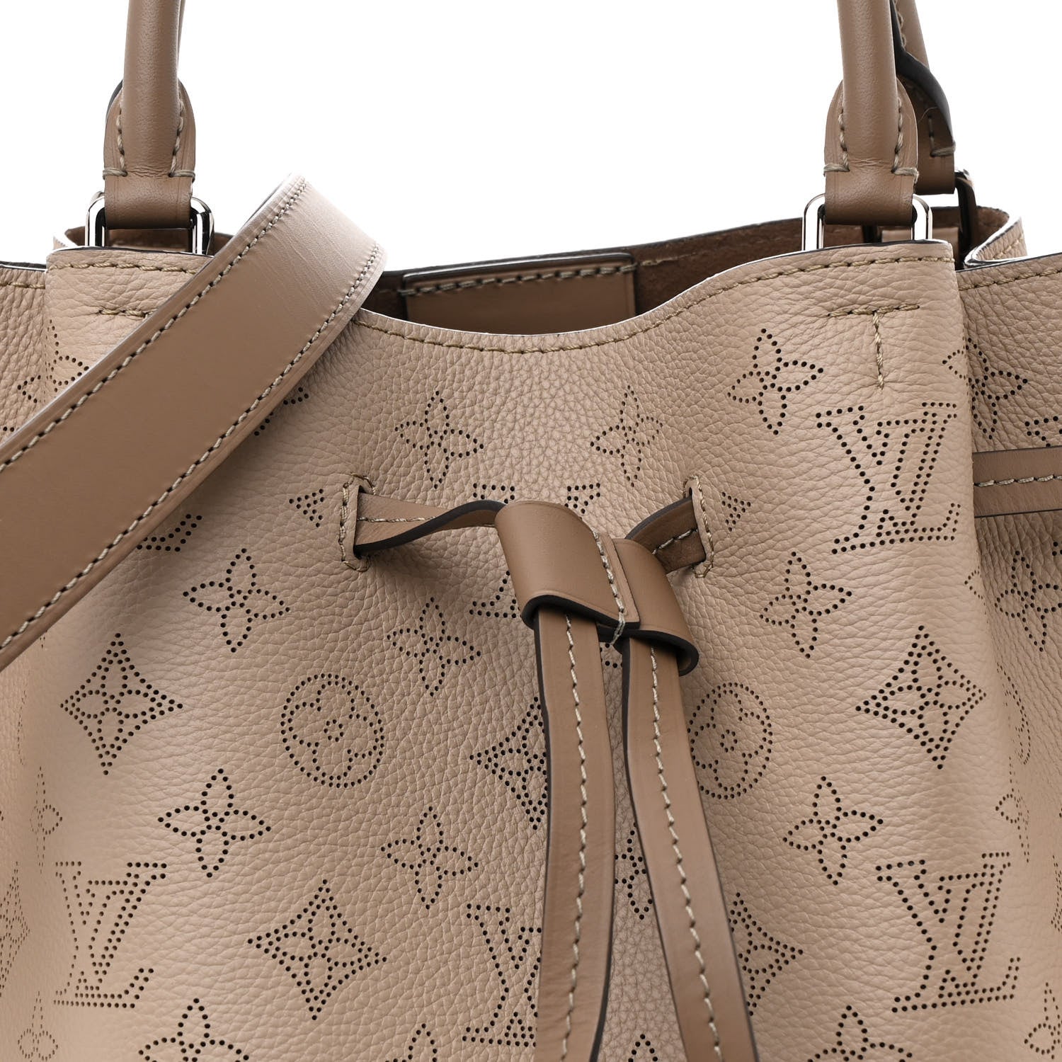 Louis Vuitton Mahina Girolata Galet 9 of 11