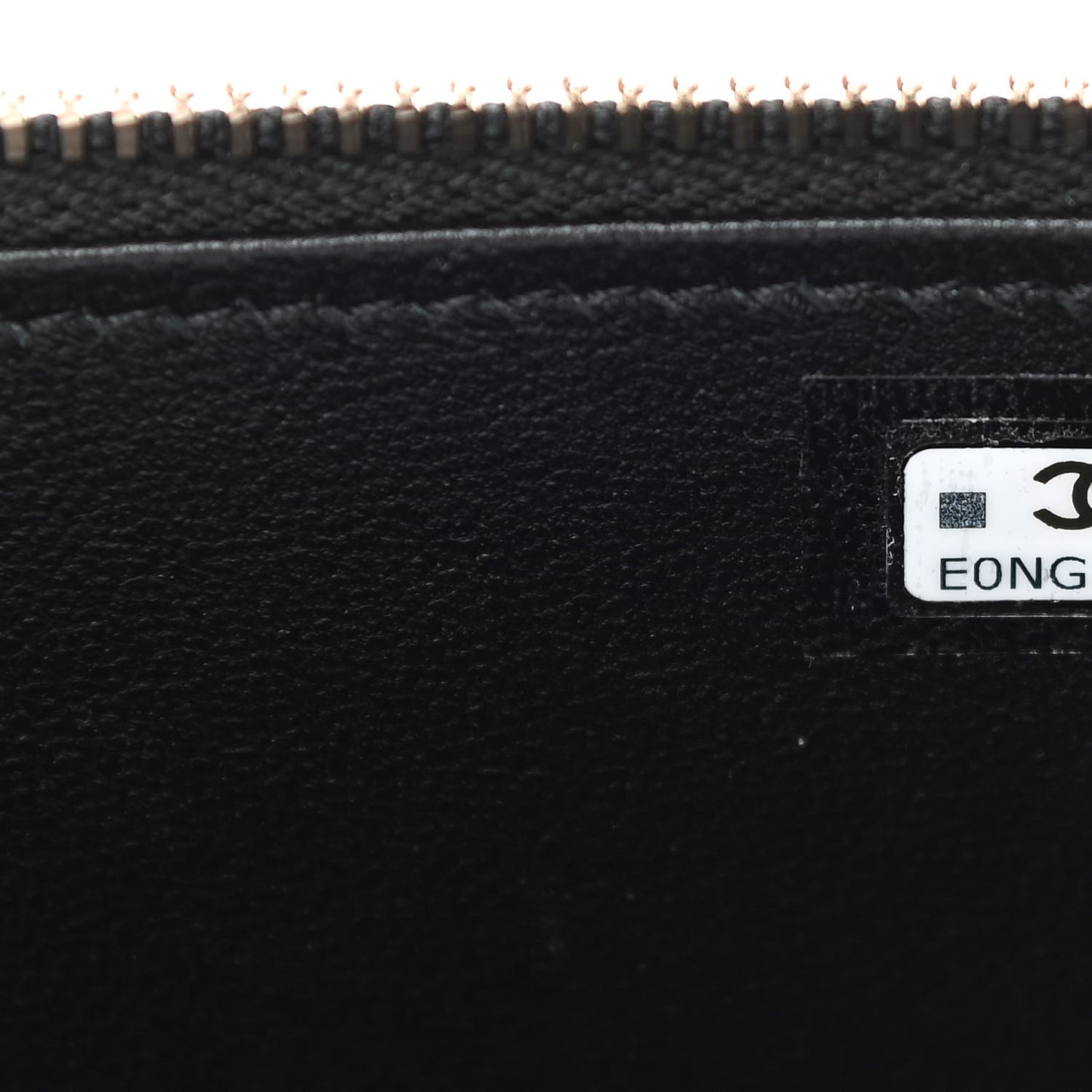 Lambskin Quilted Small Top Handle Vanity Case With Chain Black