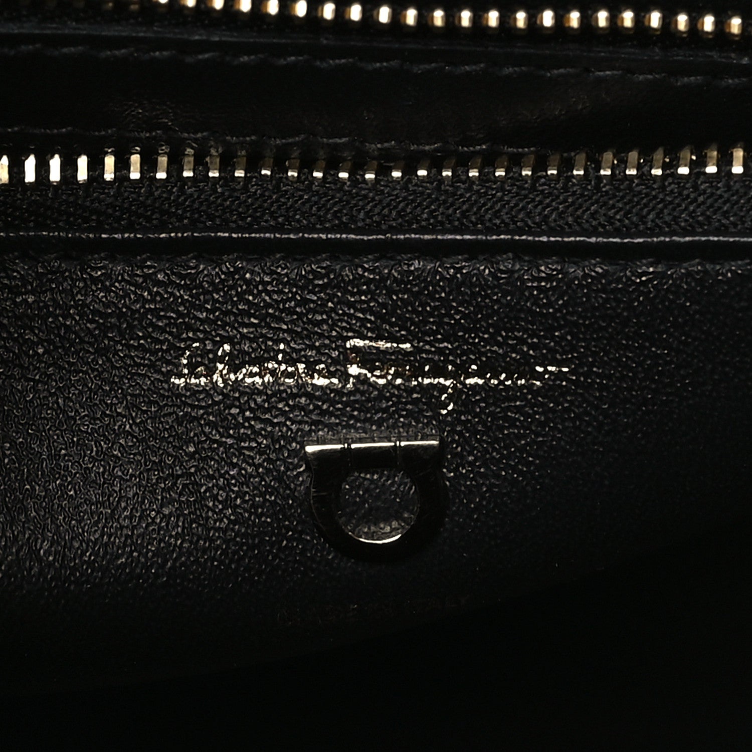 Salvatore Ferragamo Smooth Calfskin Medium Boxyz Black 6 of 9