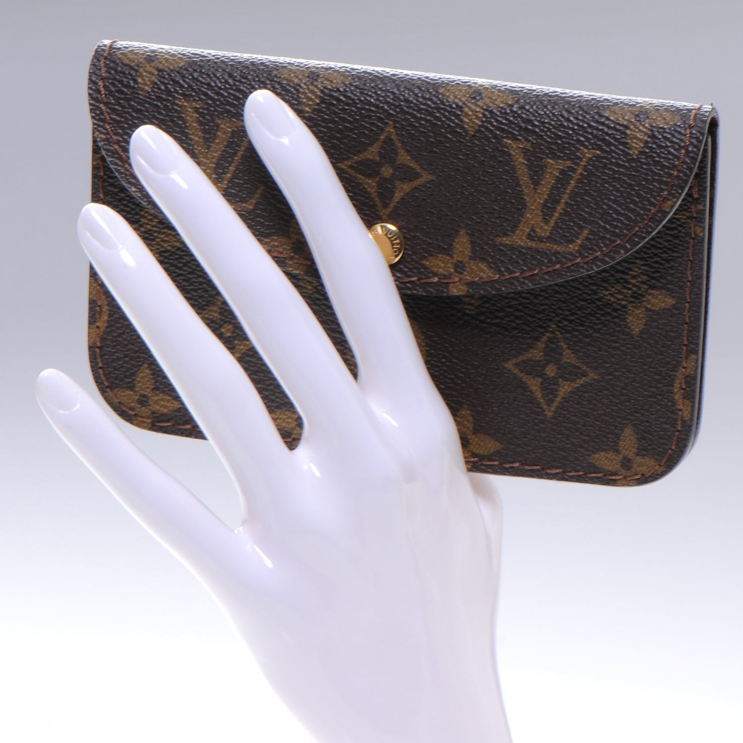 Louis Vuitton Monogram Pochette Solo NO BELT 2 of 5