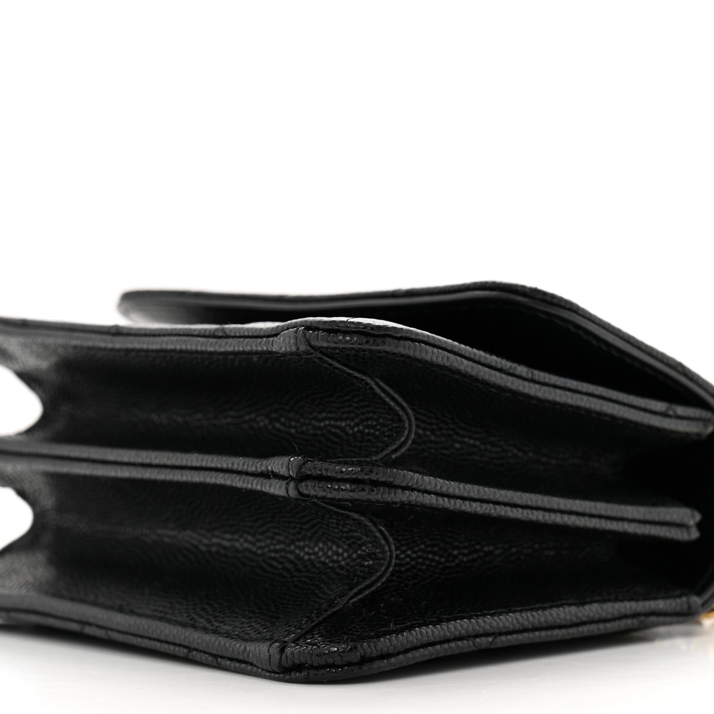 Shiny Caviar Quilted Clutch With Chain Black
