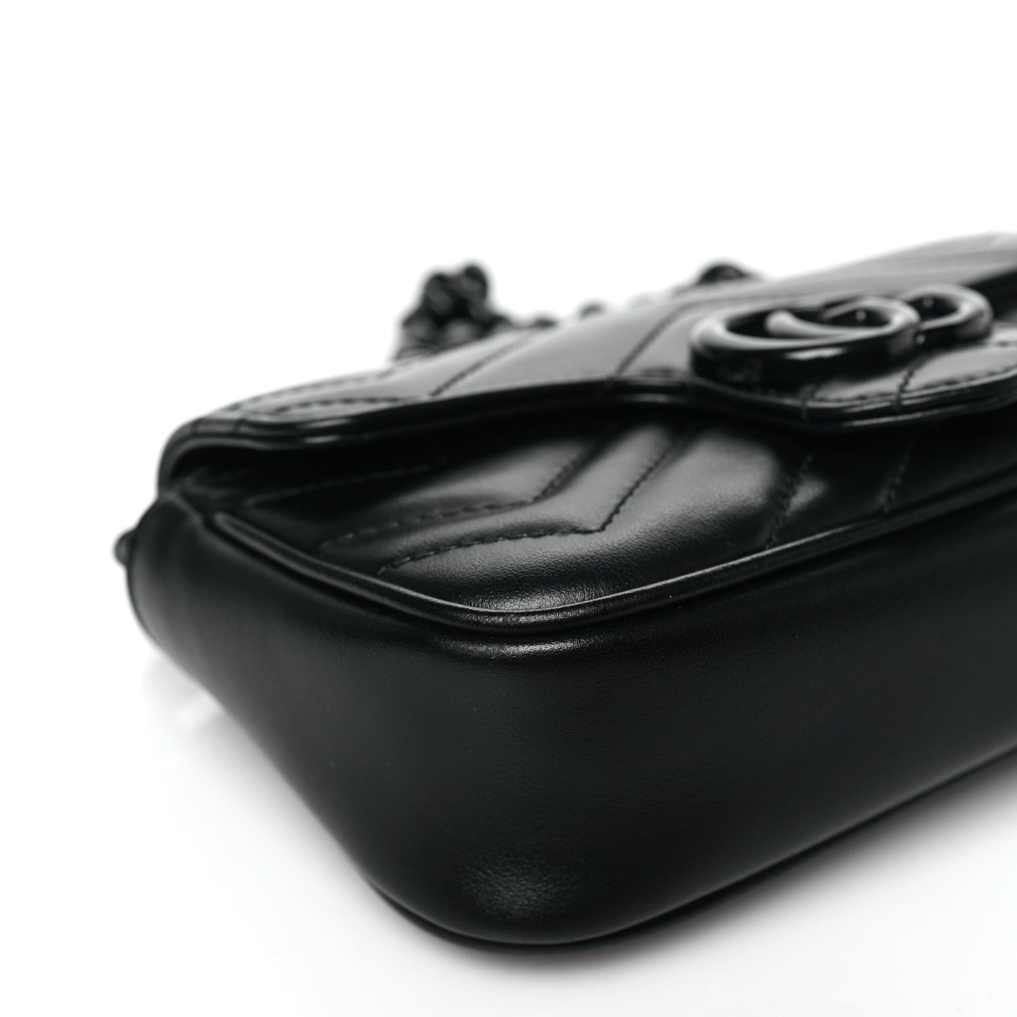 Calfskin Matelasse Monochrome GG Marmont Chain Belt Bag Black