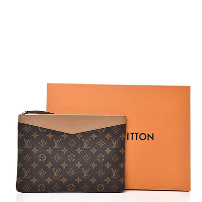 Louis Vuitton Monogram Daily Pouch Sesame 7 of 7