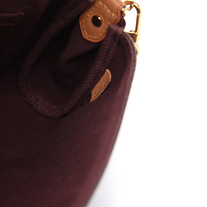 Louis Vuitton Monogram Favorite PM 6 of 9