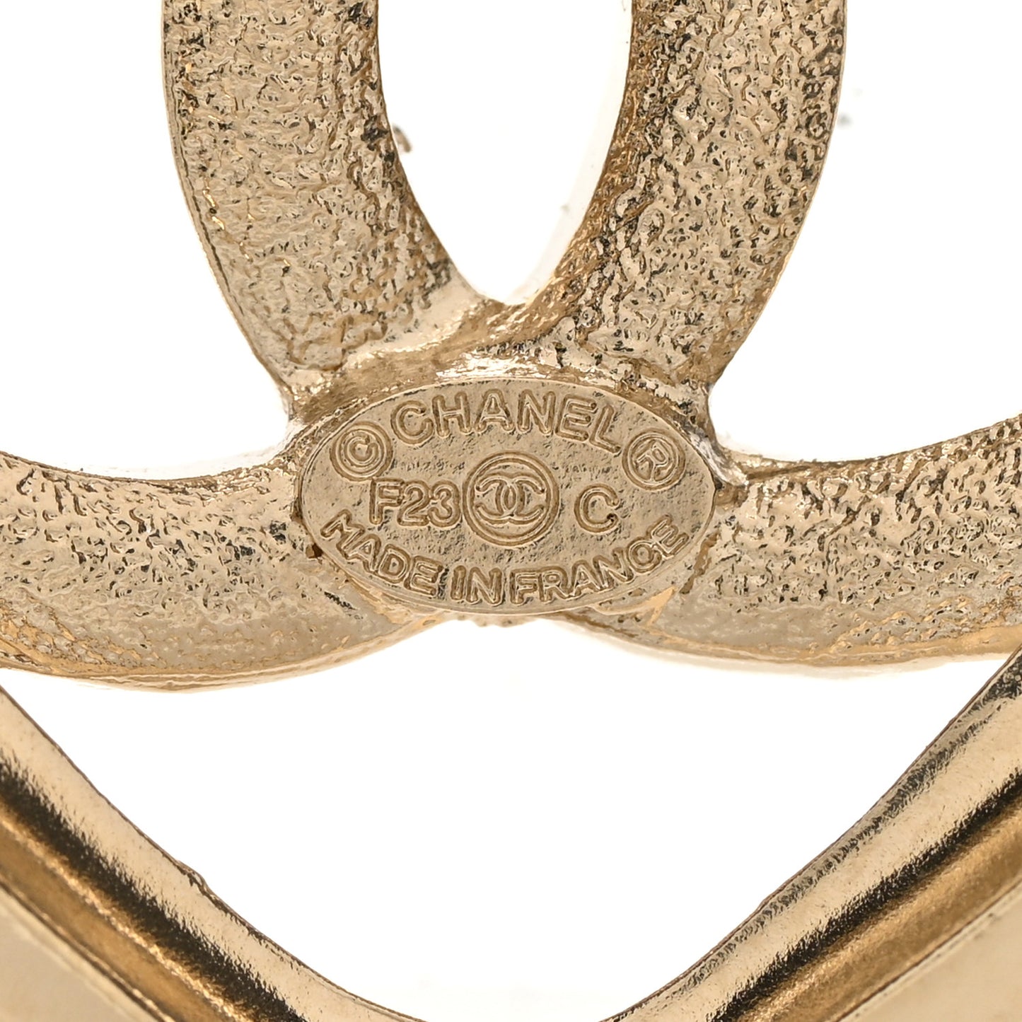 Metal Crystal CC Logo Heart Brooch Gold