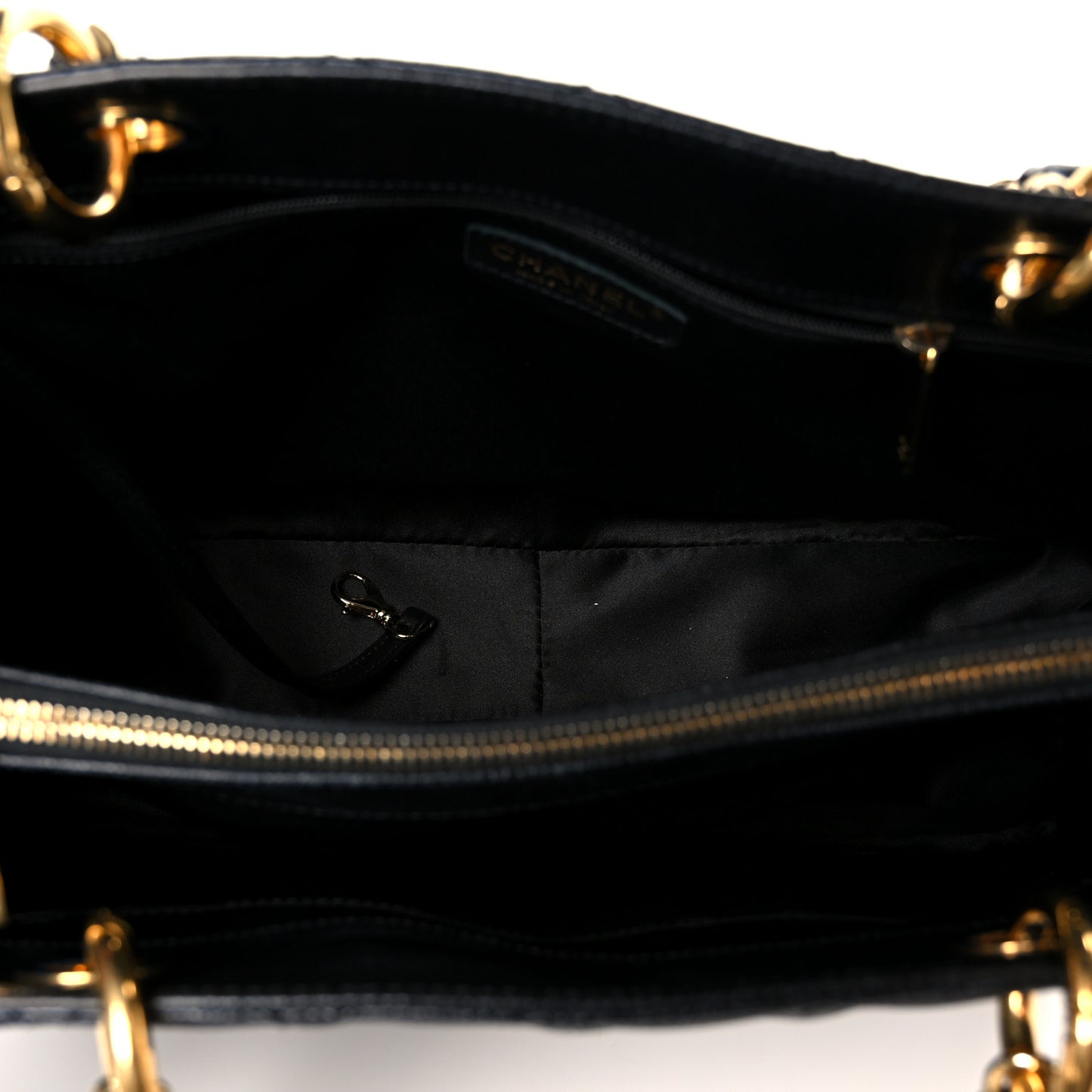 Caviar Quilted Grand Shopping Tote GST Black