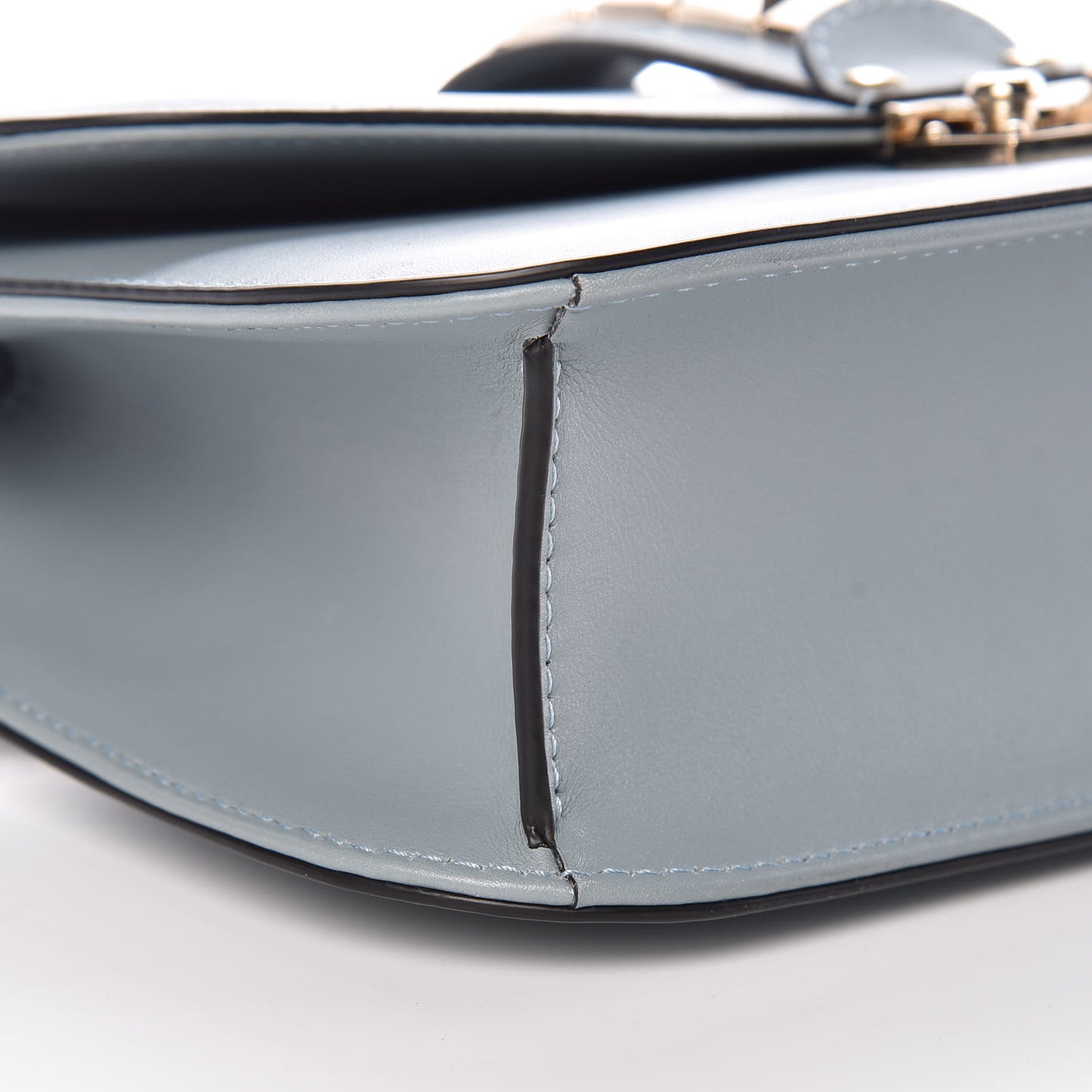 Vitello Medium Glam Lock Rockstud Flap Nube