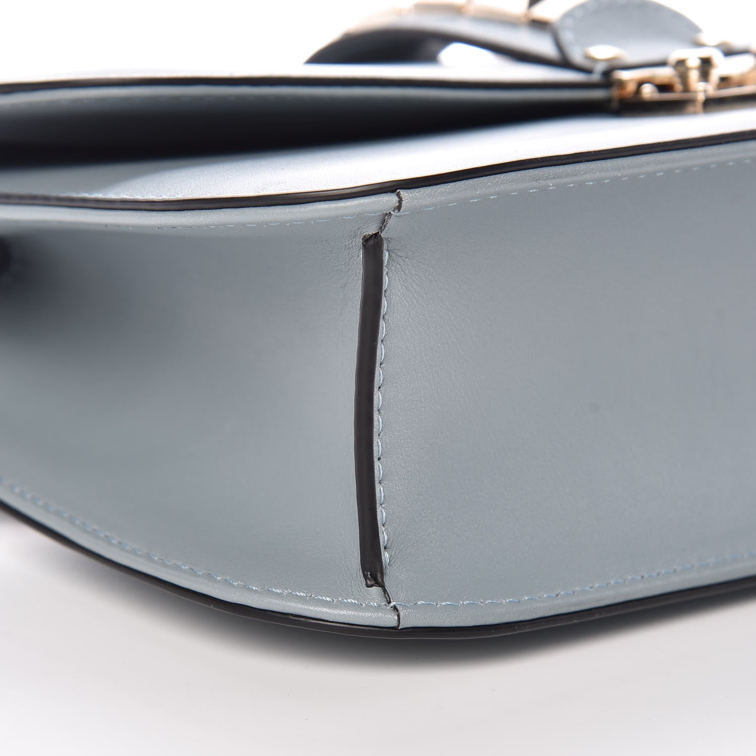Valentino Garavani Vitello Medium Glam Lock Rockstud Flap Nube 7 of 8