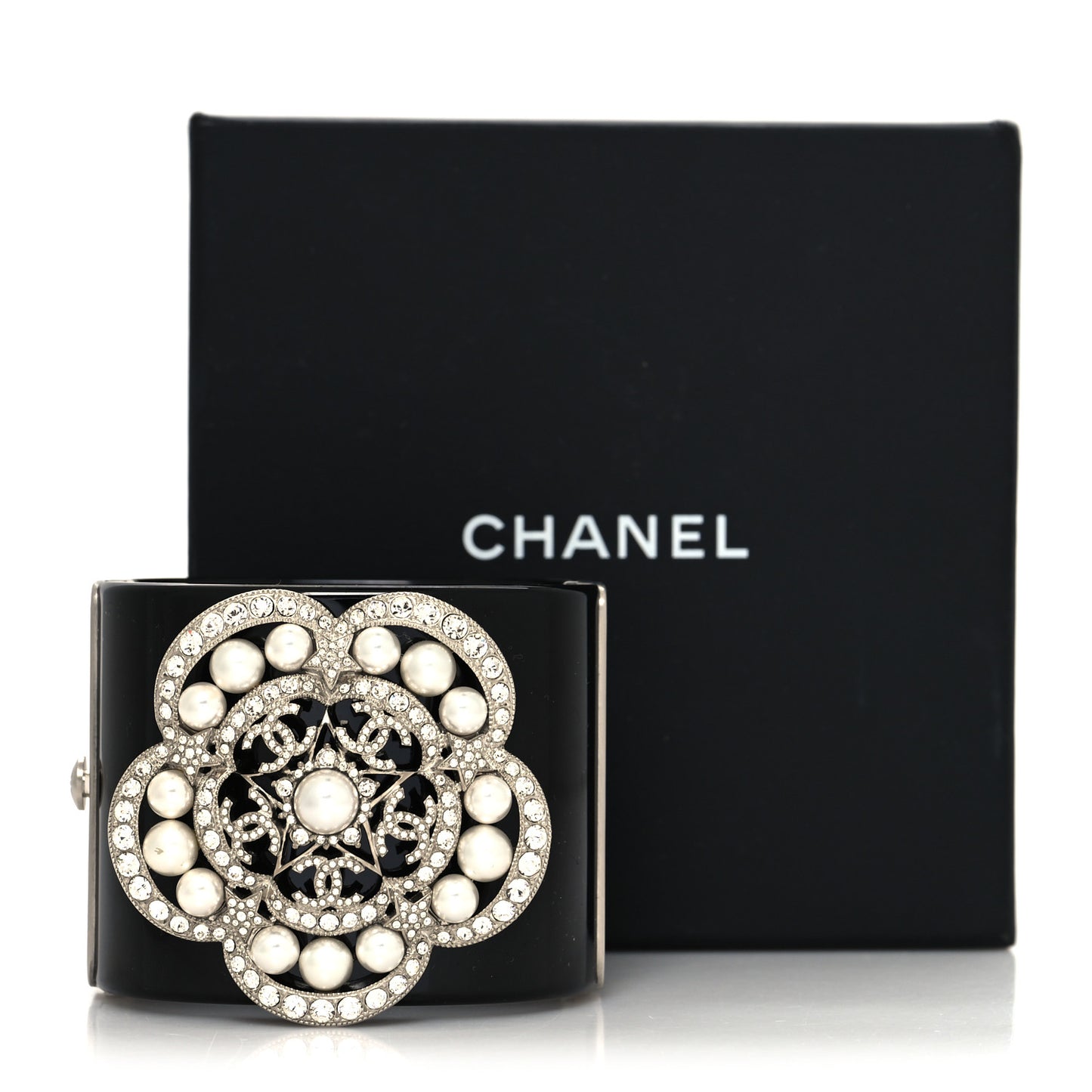 Resin Crystal Pearl Flower CC Cuff Black