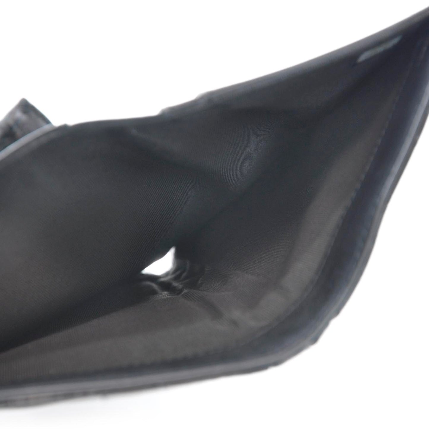 Patent Yen Wallet Black
