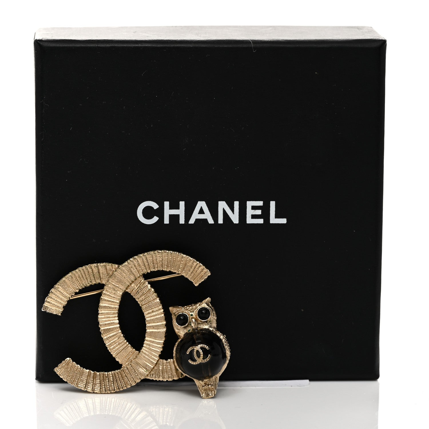 Chanel CC Owl Brooch Gold Black 4 of 4