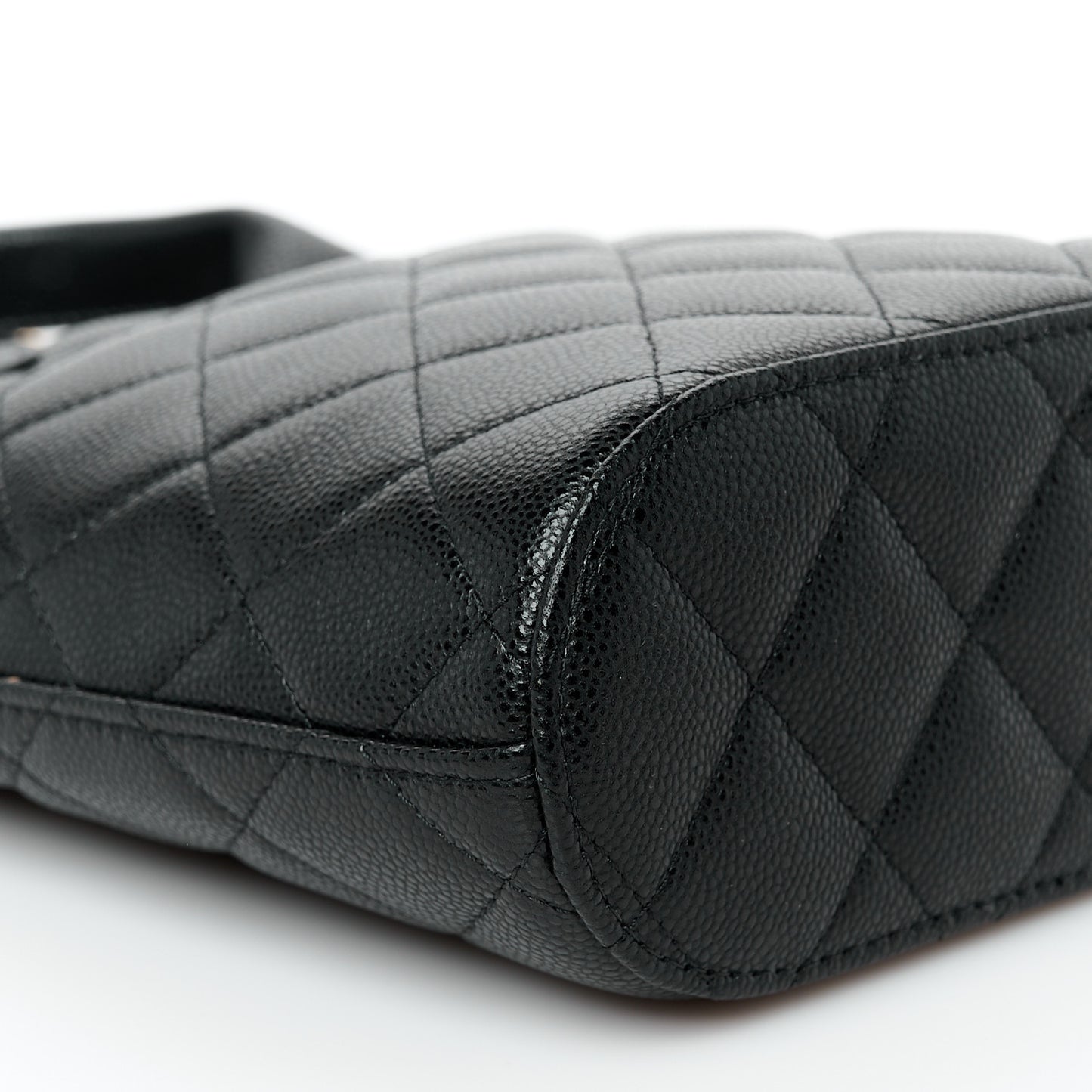 Caviar Quilted Top Handle Clutch With Chain Black