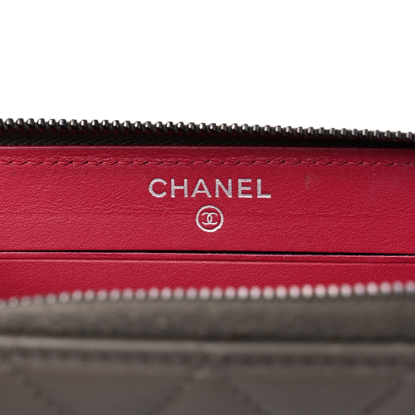 Aged Calfskin Quilted Small Gabrielle Zip Around Wallet Khaki