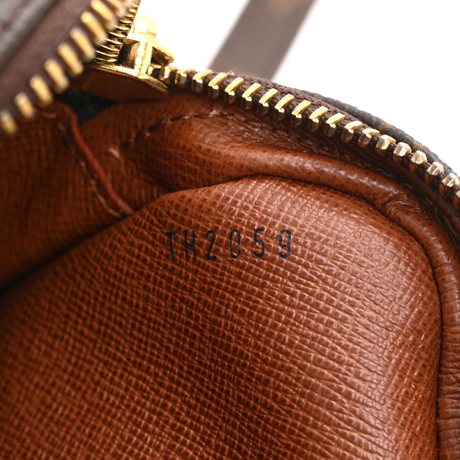 Louis Vuitton Monogram Amazone 1886810 – FASHIONPHILE
