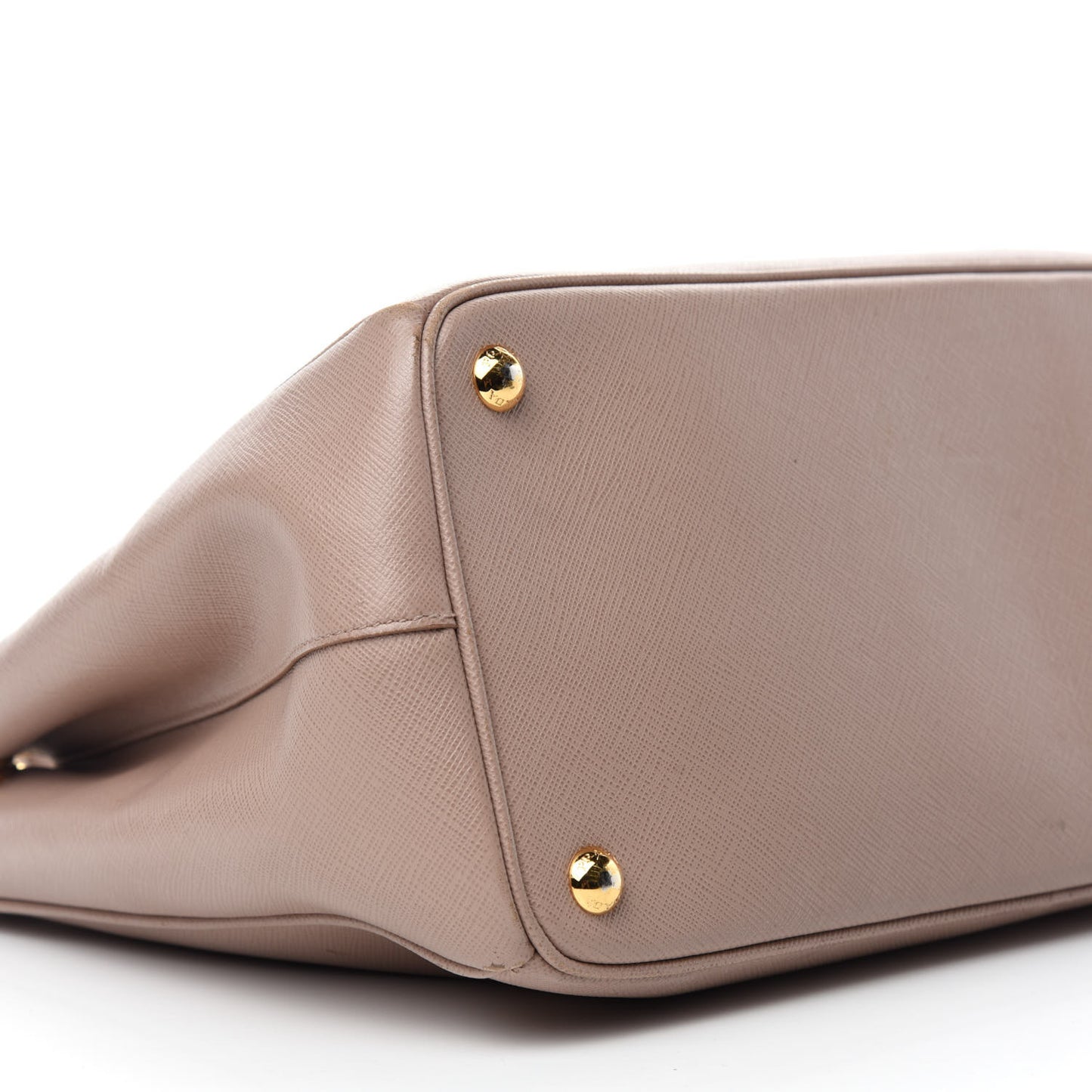 Saffiano Medium Galleria Double Zip Tote Cammeo