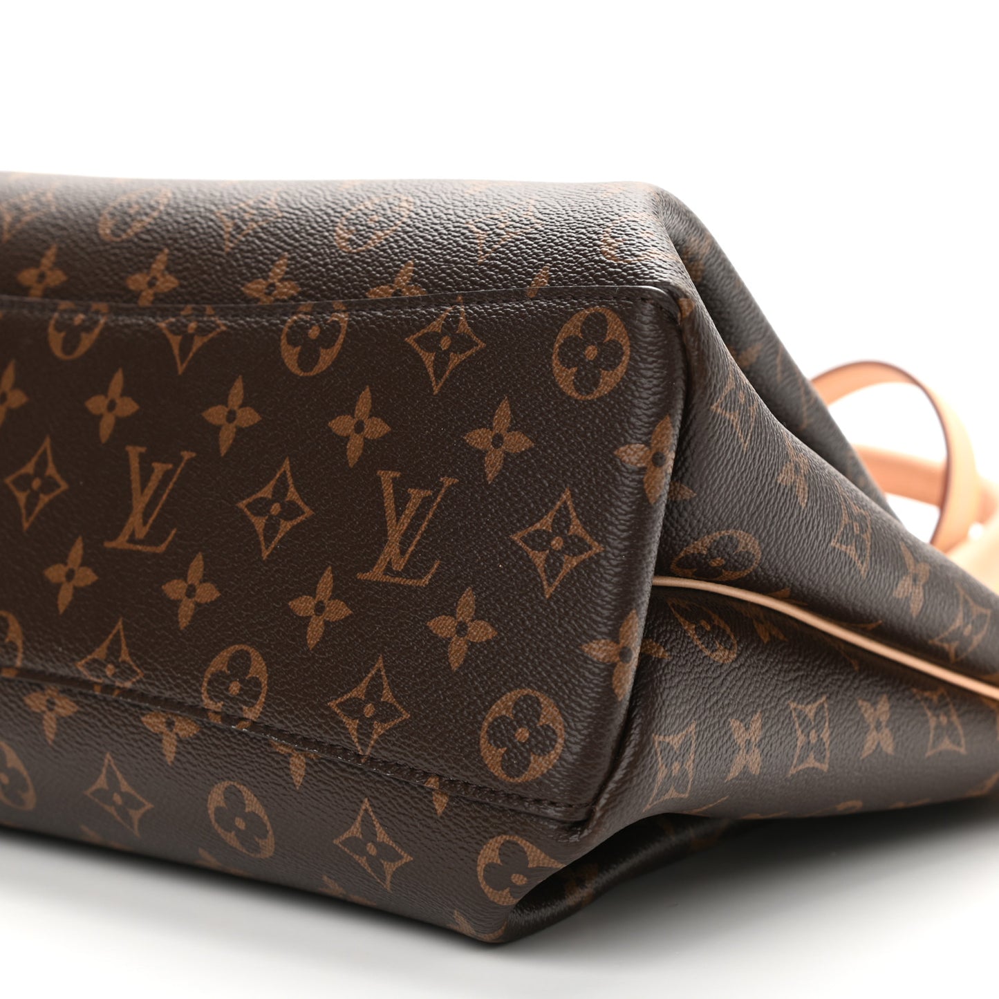 Monogram Rivoli MM