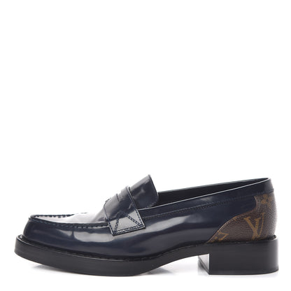 Louis Vuitton Monogram Patent Academy Flat Loafers 36 Navy 1 of 13