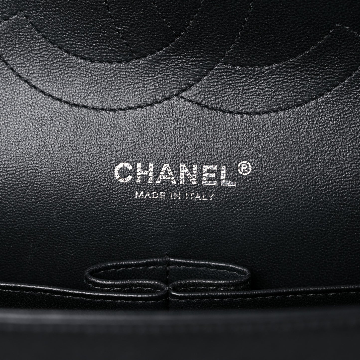 Crumpled Calfskin Quilted Jumbo Double Flap So Black