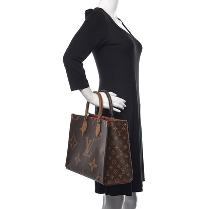 Louis Vuitton Reverse Monogram Giant Onthego MM 3 of 11