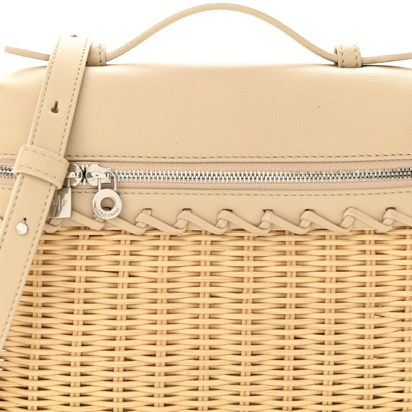 Wicker Calfskin North South L19 Extra Pocket Pouch Ivory