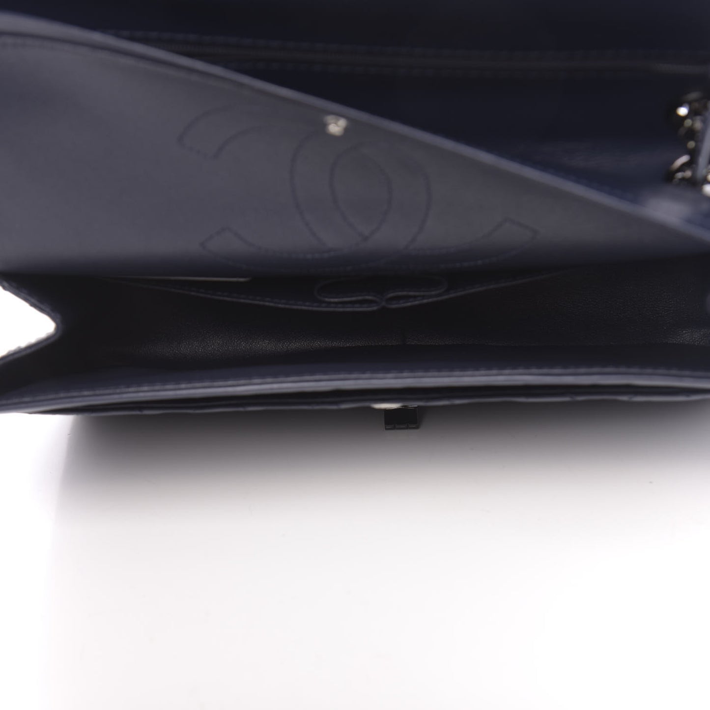 Aged Calfskin Quilted 2.55 Reissue 226 Flap Navy Blue