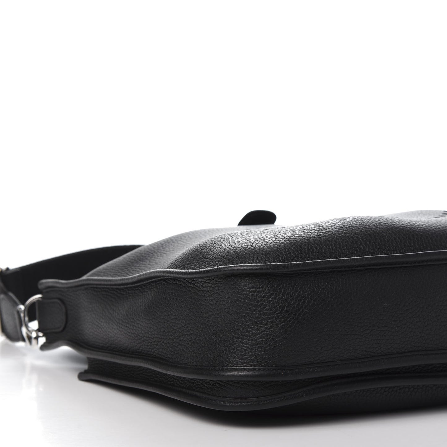 Taurillon Clemence Evelyne III PM Black