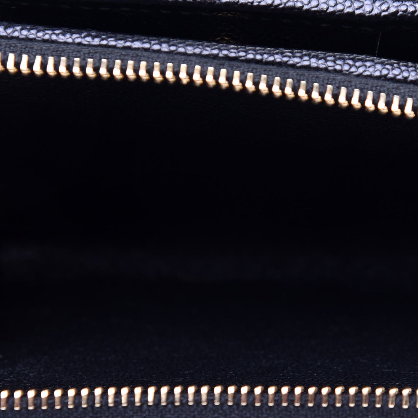 Grain De Poudre Matelasse Chevron Monogram Compact Zip Around Wallet Black