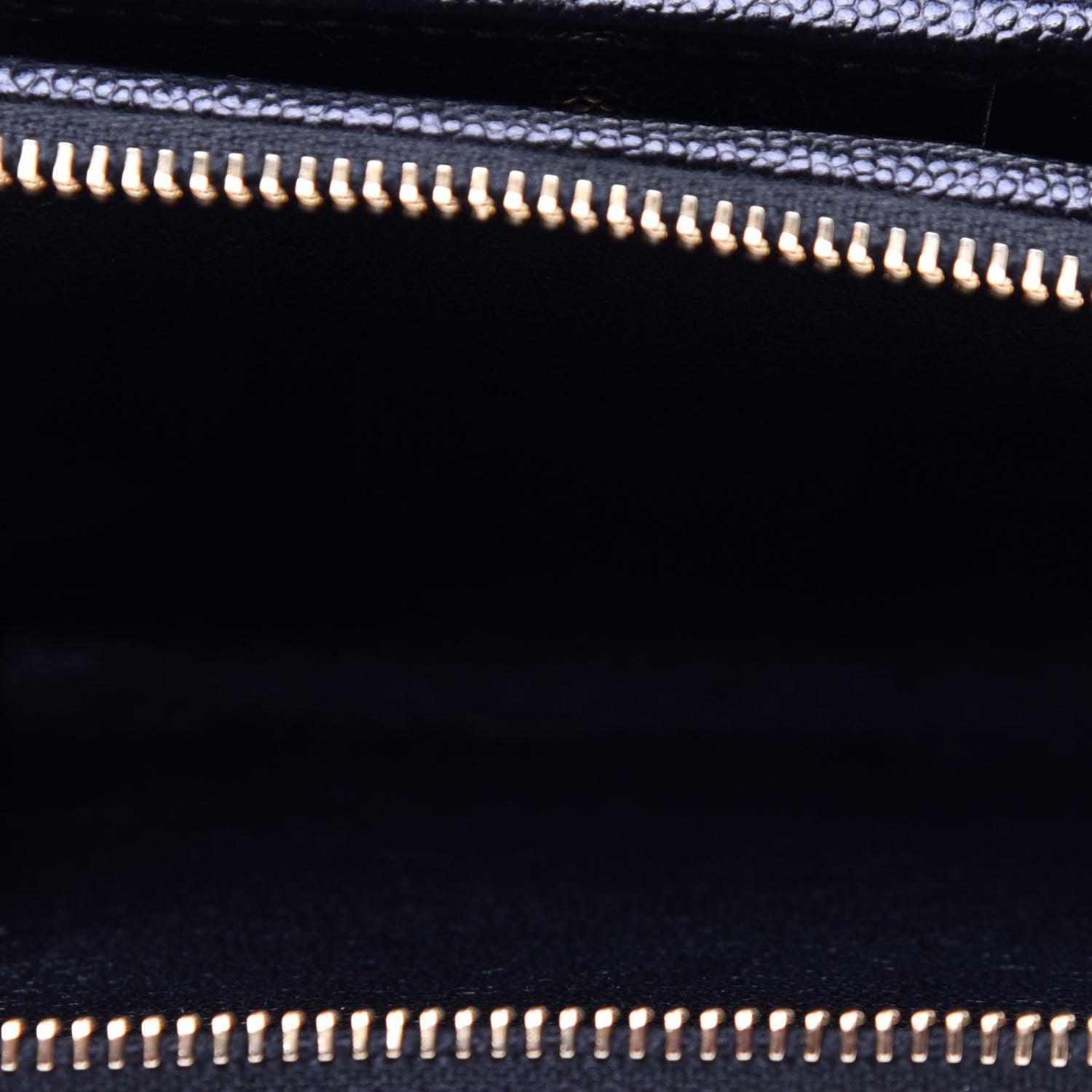 Saint Laurent Grain De Poudre Matelasse Chevron Monogram Compact Zip Around Wallet Black 5 of 9