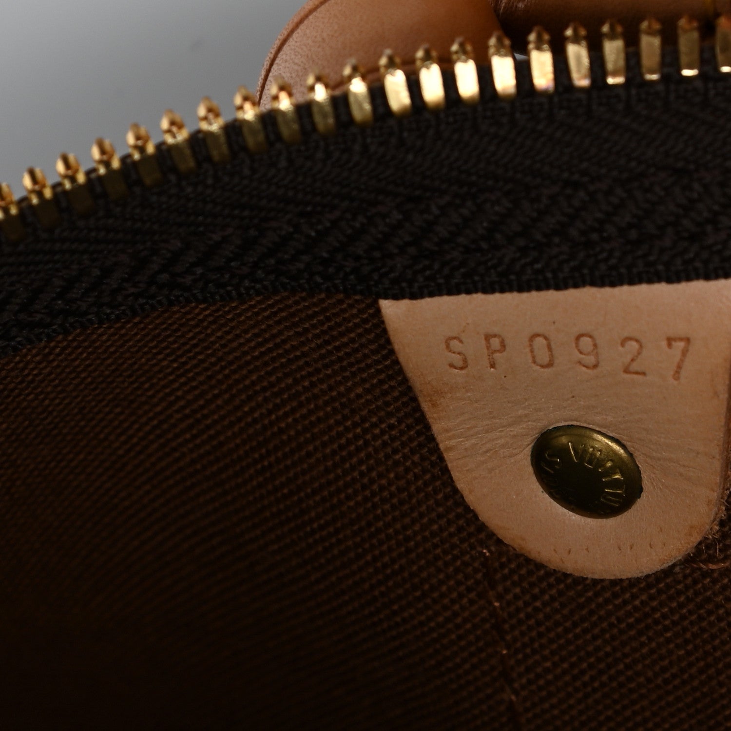 Louis Vuitton Monogram Keepall 55 13 of 16