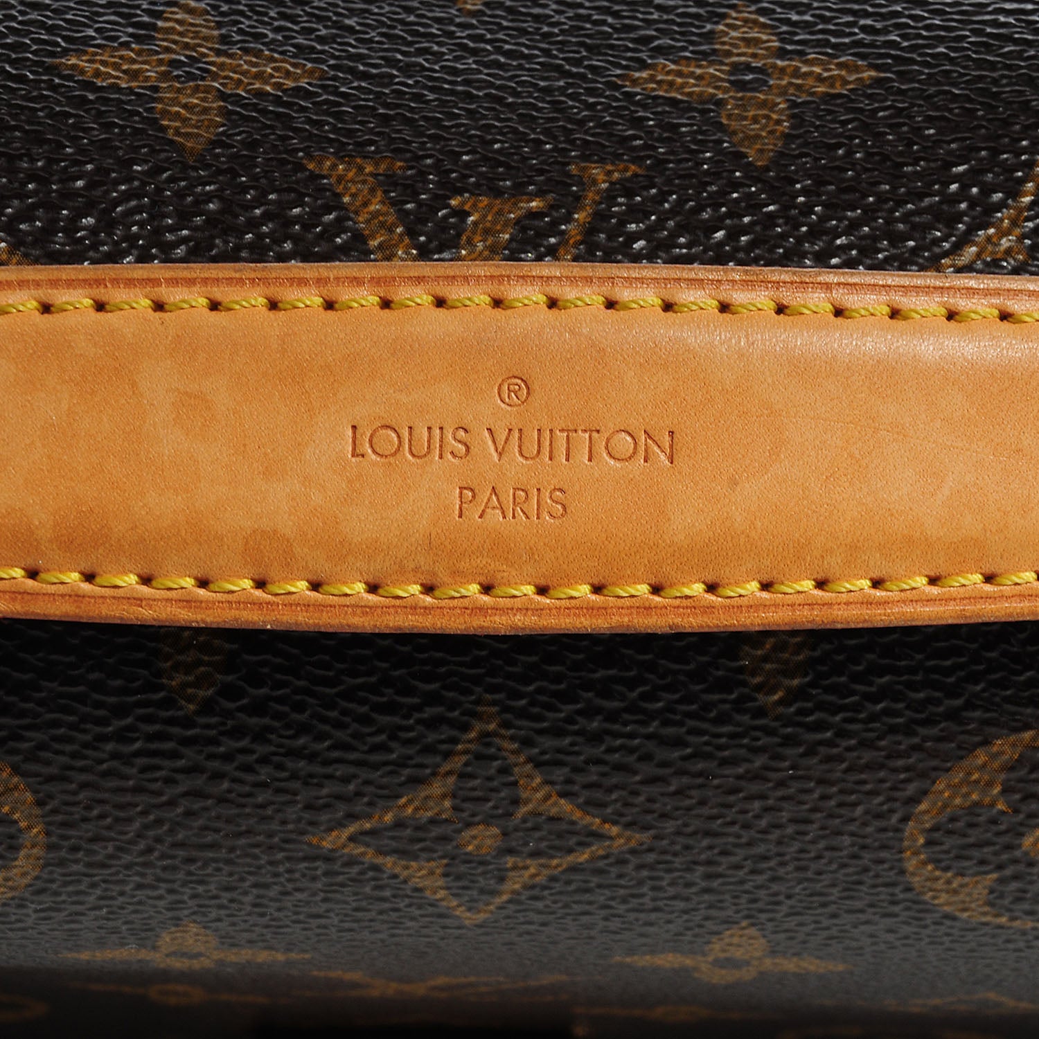 Louis Vuitton Monogram Pochette Metis 9 of 9