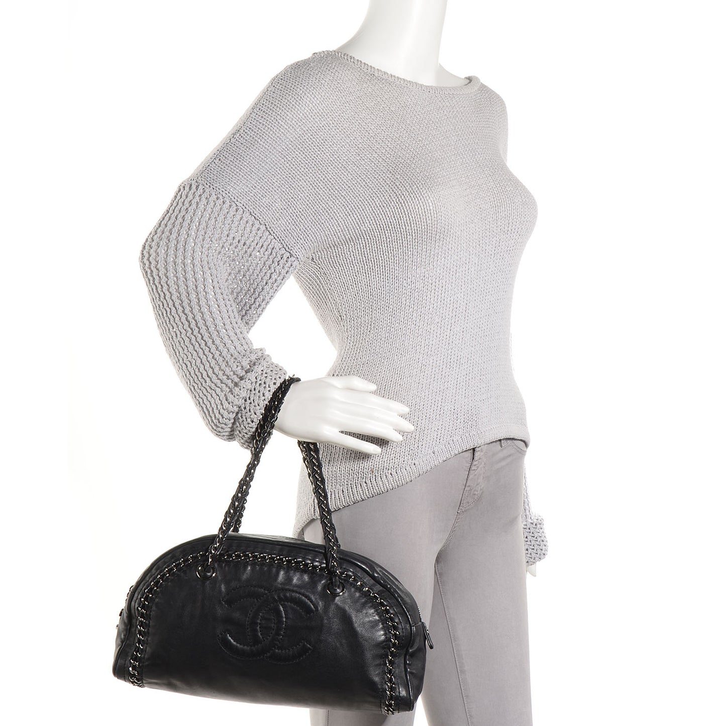 Smooth Calfskin Luxe Ligne Medium Bowler Black