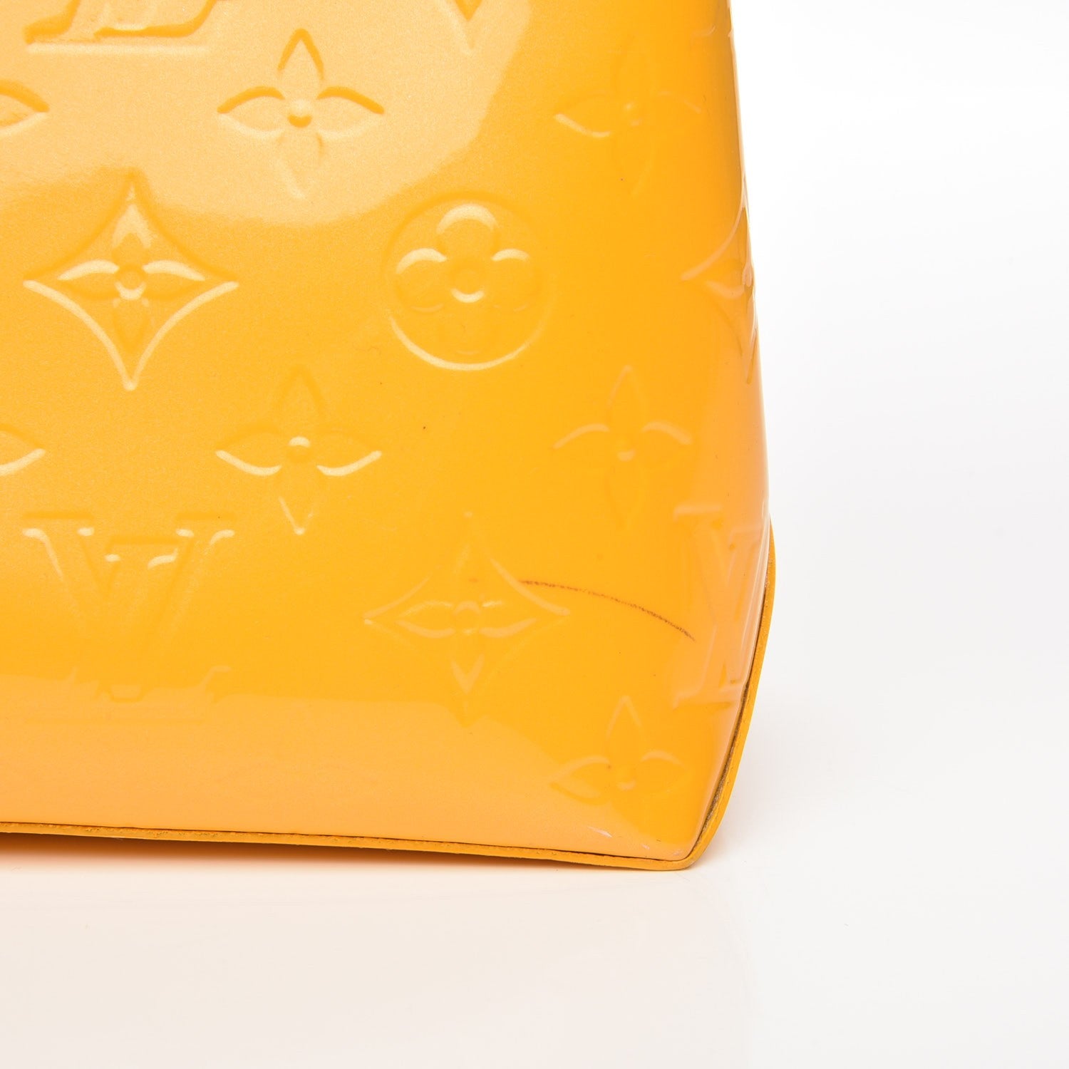 Louis Vuitton Vernis Wilshire PM Jaune Passion 7 of 10