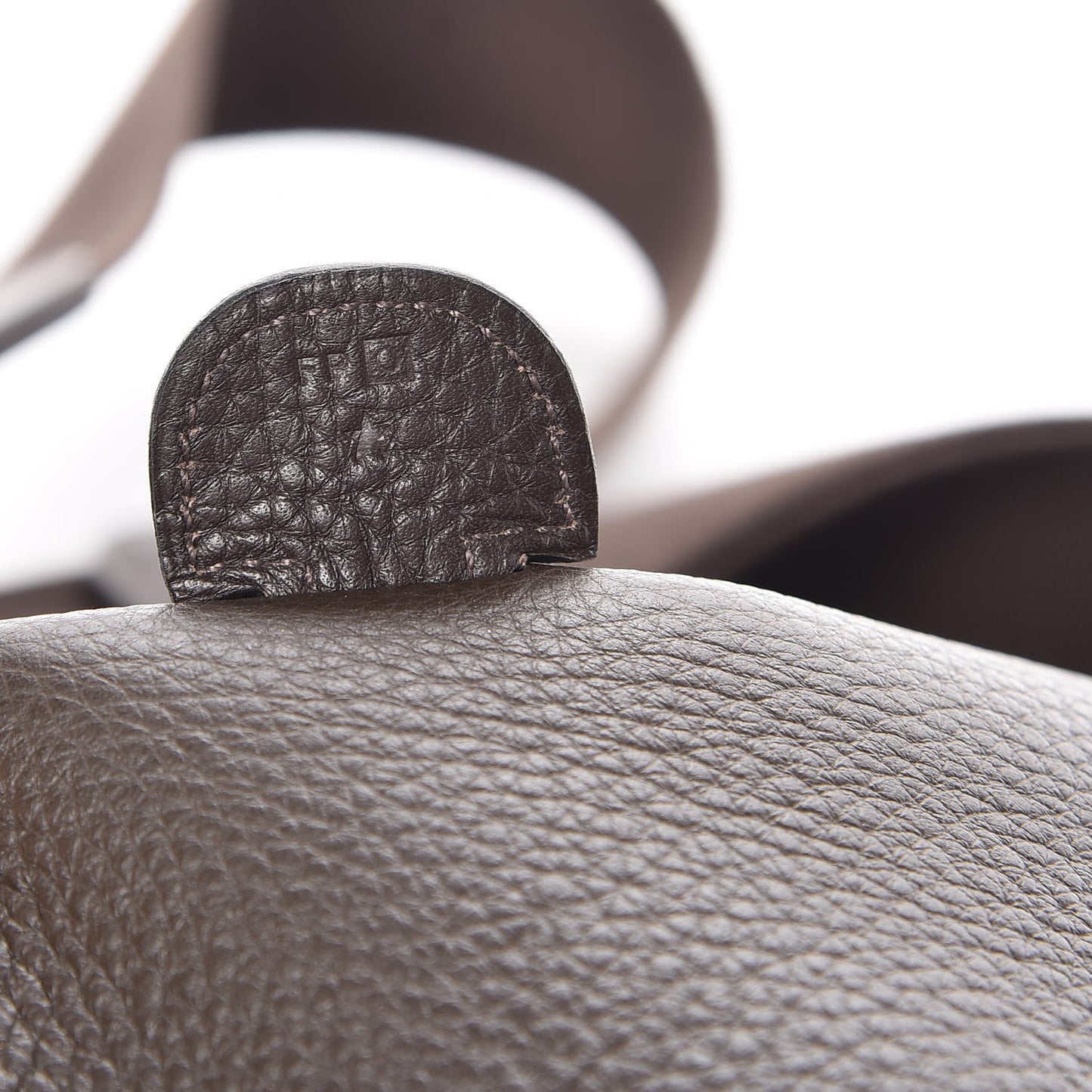 Taurillon Clemence Evelyne III GM Chocolate