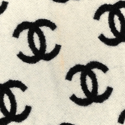 Chanel Cashmere Wool CC Scarf Grey White 5 of 5