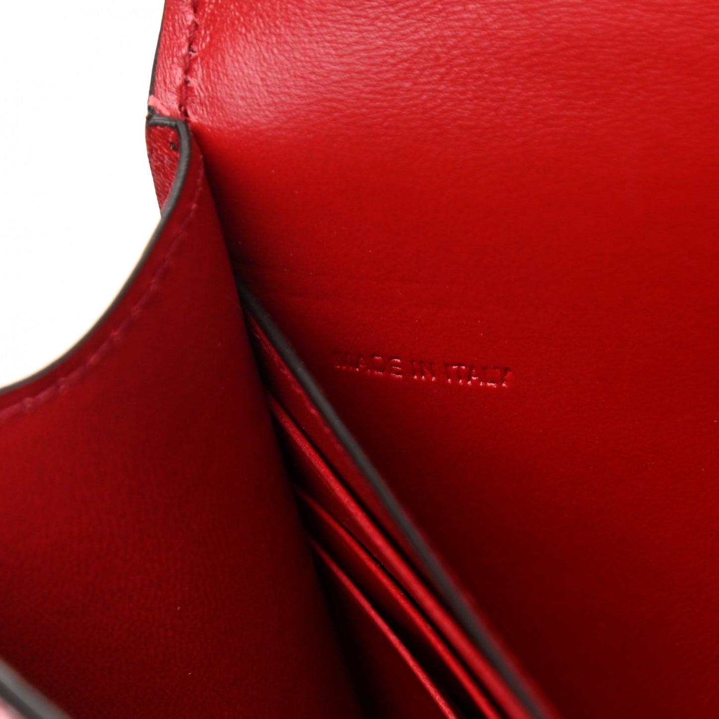 Goatskin Quilted GV3 Strap Wallet Vermillon