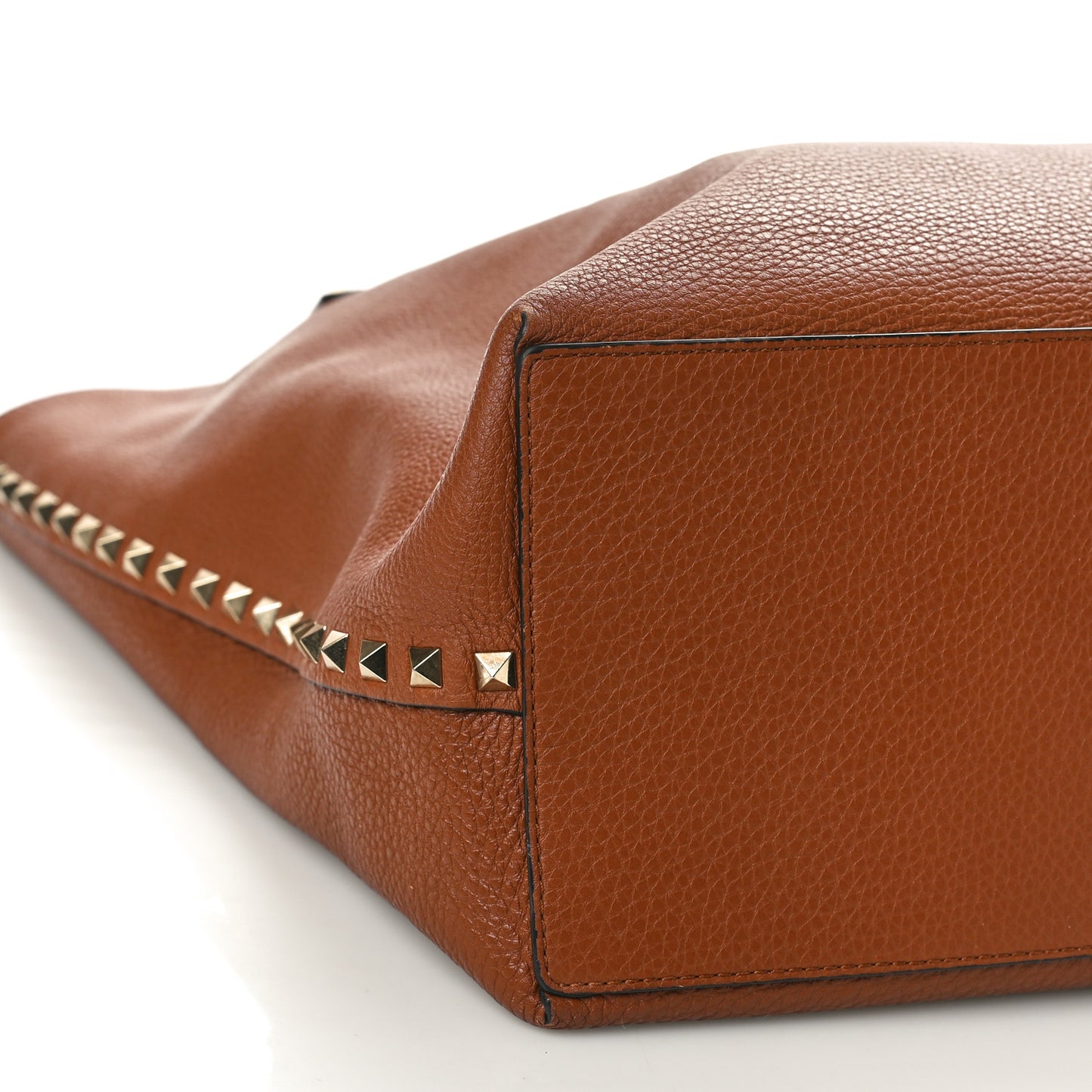 Grained Calfskin Large Rockstud Flip Lock Tote Camel Black