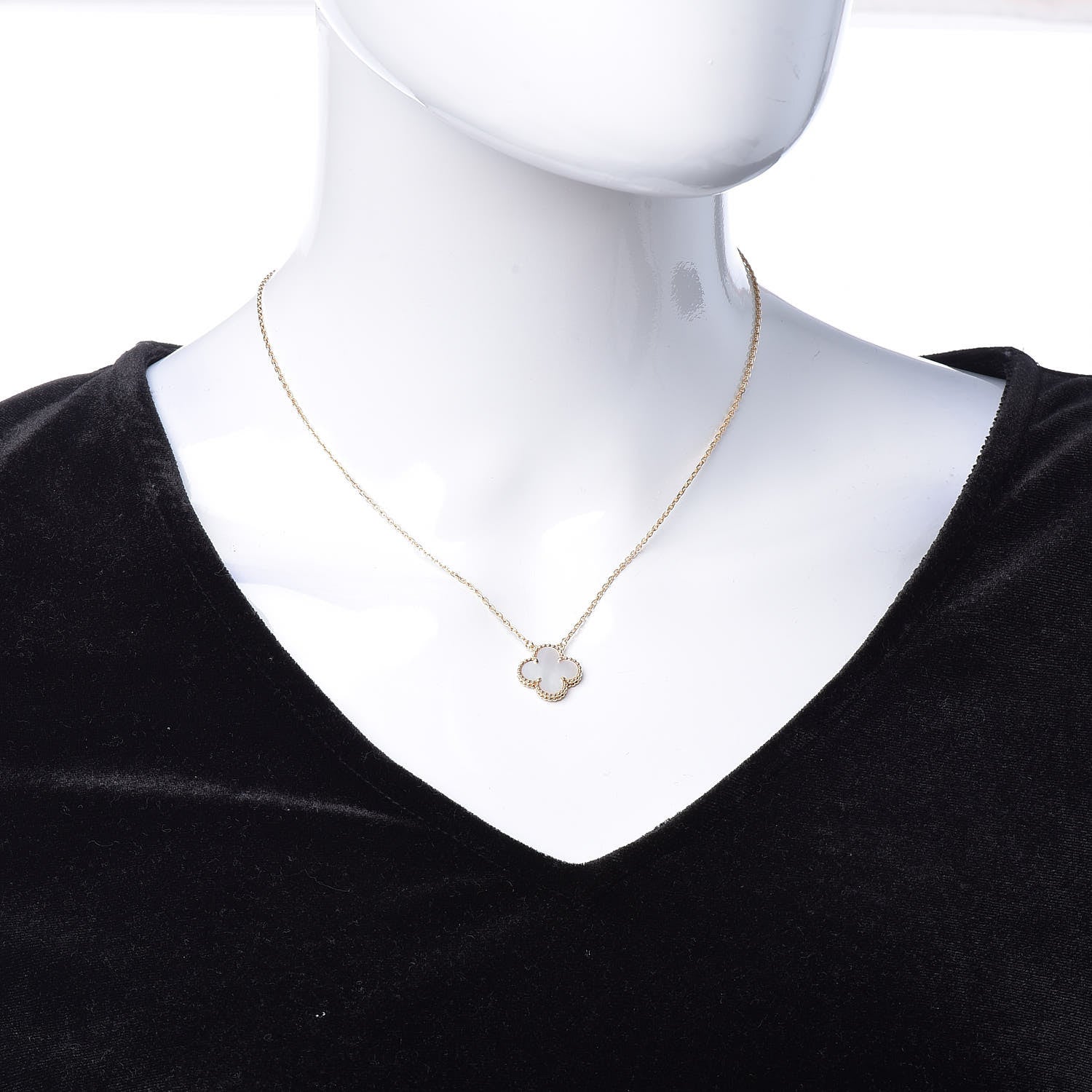 Van Cleef & Arpels 18K Yellow Gold Mother of Pearl Vintage Alhambra Pendant Necklace 2 of 7