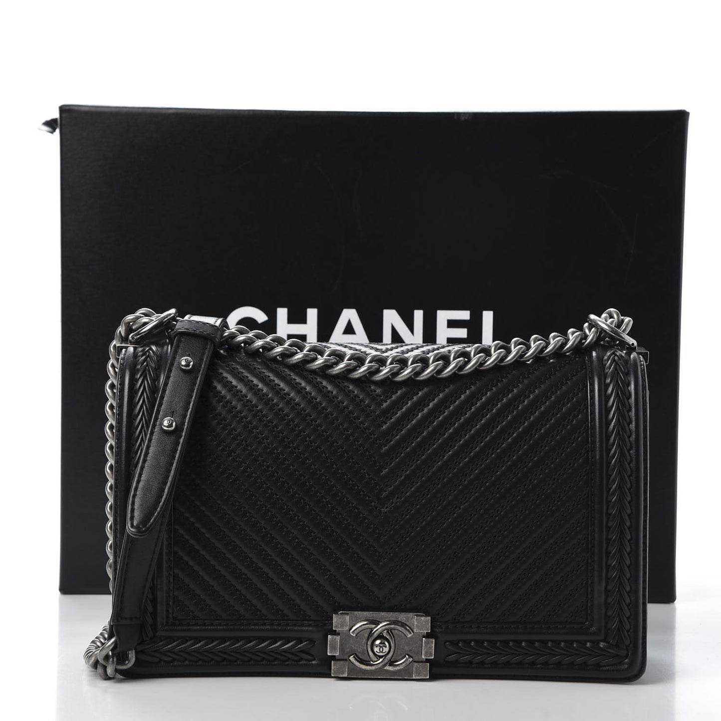 Calfskin Chevron Quilted New Medium Braided Boy Flap Black