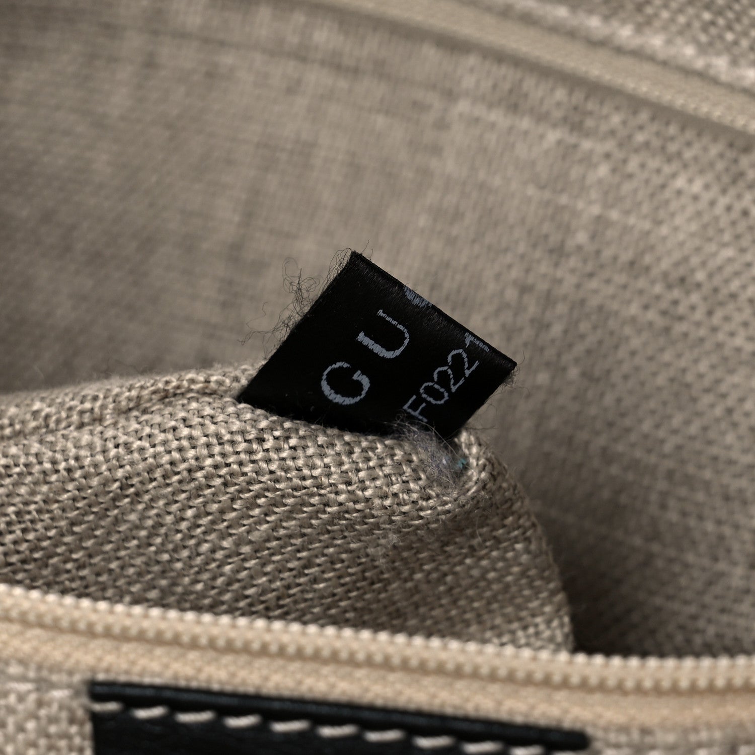 Gucci Microguccissima Large Joy Tote Black 9 of 15
