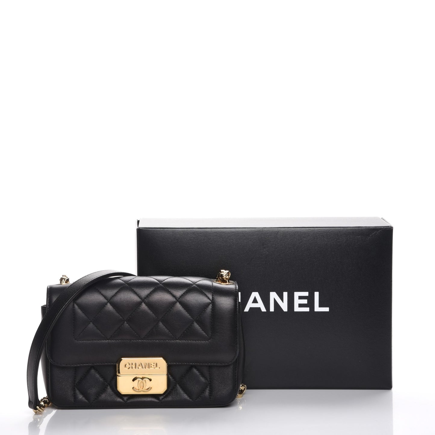 Lambskin Mini Chic With Me Flap Black