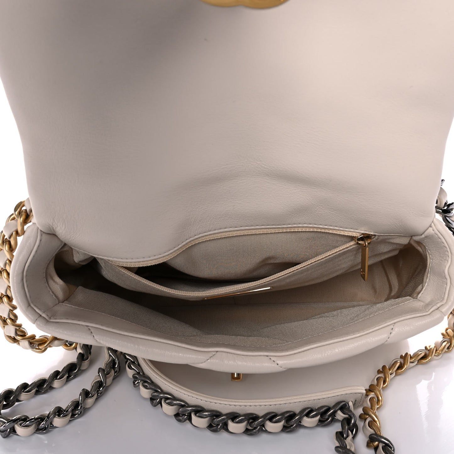 Lambskin Quilted Medium Chanel 19 Flap Light Beige