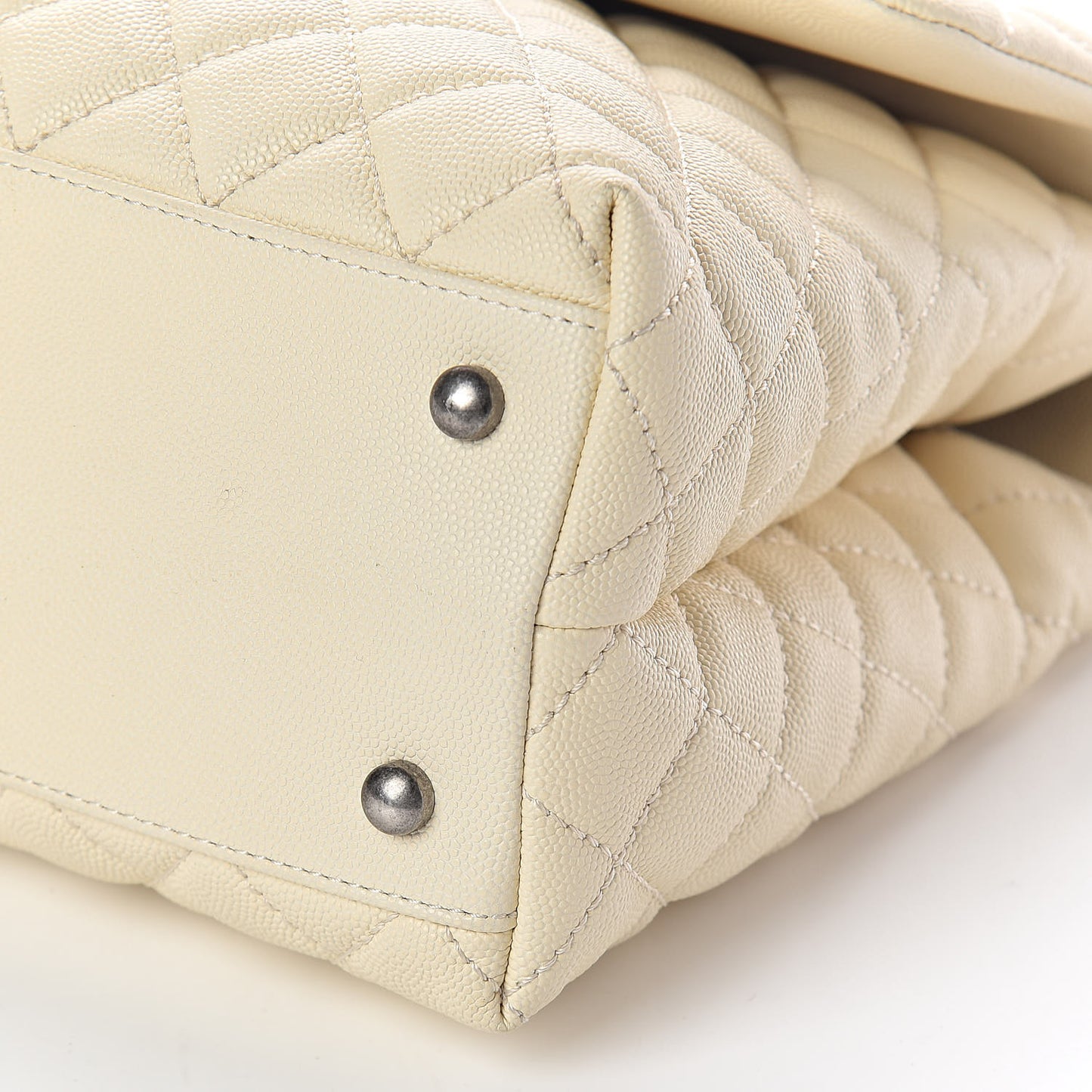Caviar Lizard Quilted Medium Coco Handle Flap White