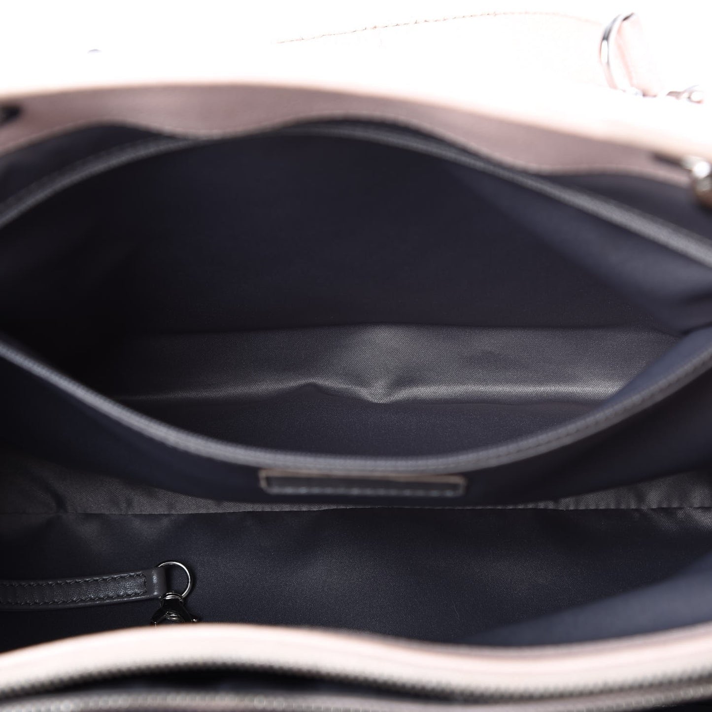 Caviar XL Grand Shopping Tote GST Light Pink