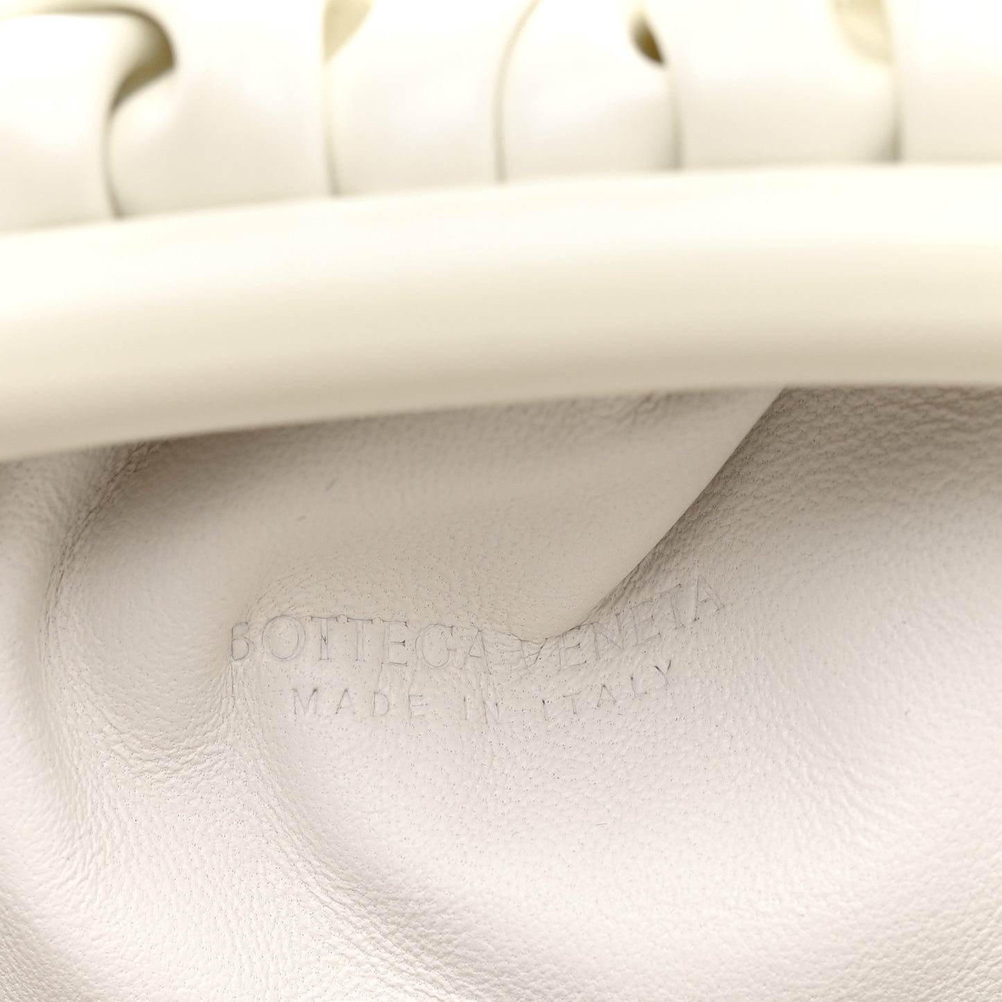 Patent Mini Pouch Chalk